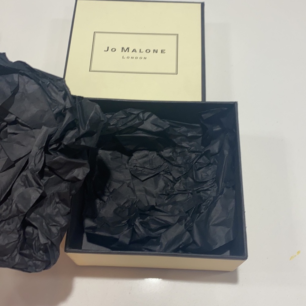 Jo Malone Empty Box With Tissue And Ribbon - image 4